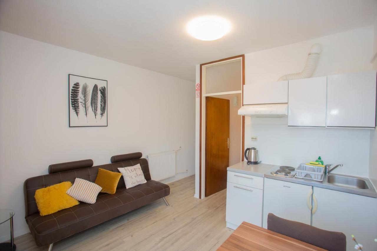 Apartments Buba Split Eksteriør billede